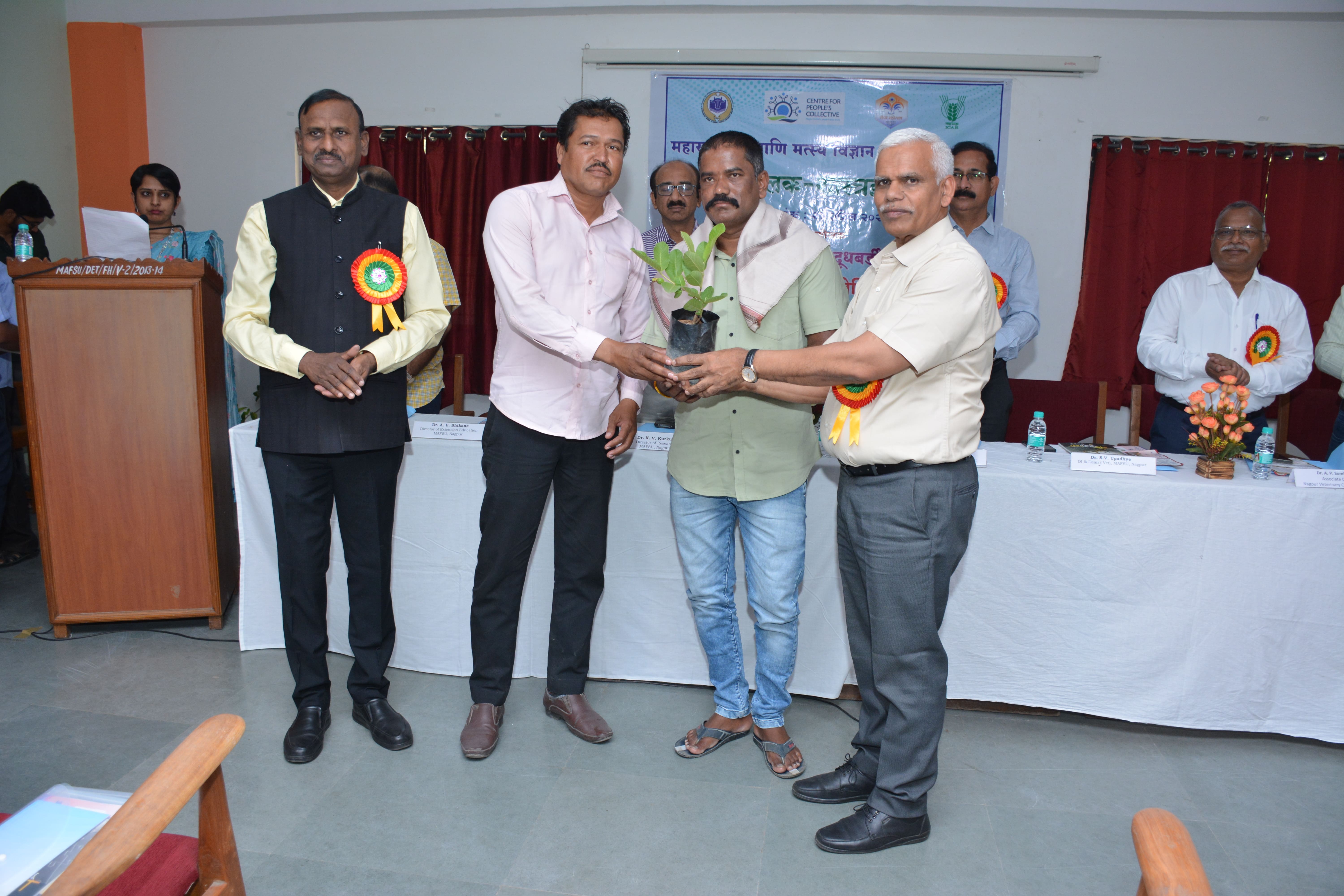 Farmers-Scientist Meet by KVK Nagpur (15).JPG
